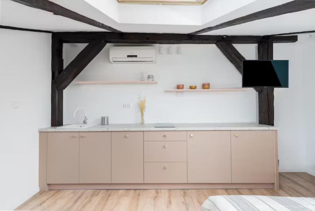 Wislna Old Town Apartments Краков Экстерьер фото